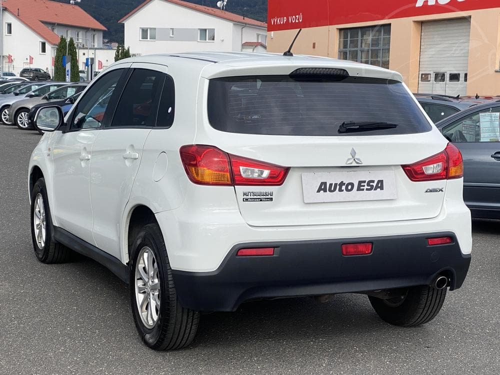2011 Mitsubishi ASX - 4
