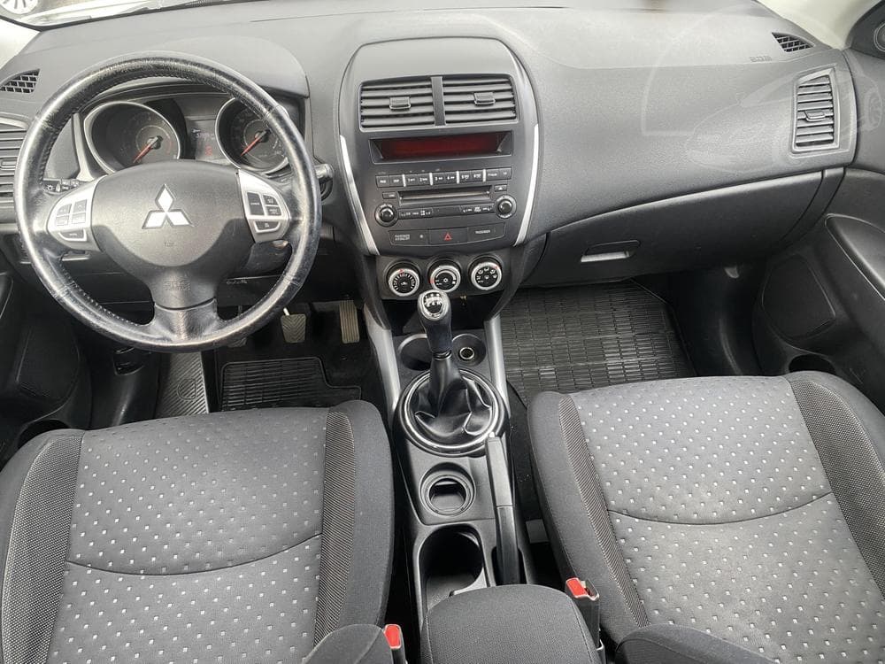 2011 Mitsubishi ASX - 8