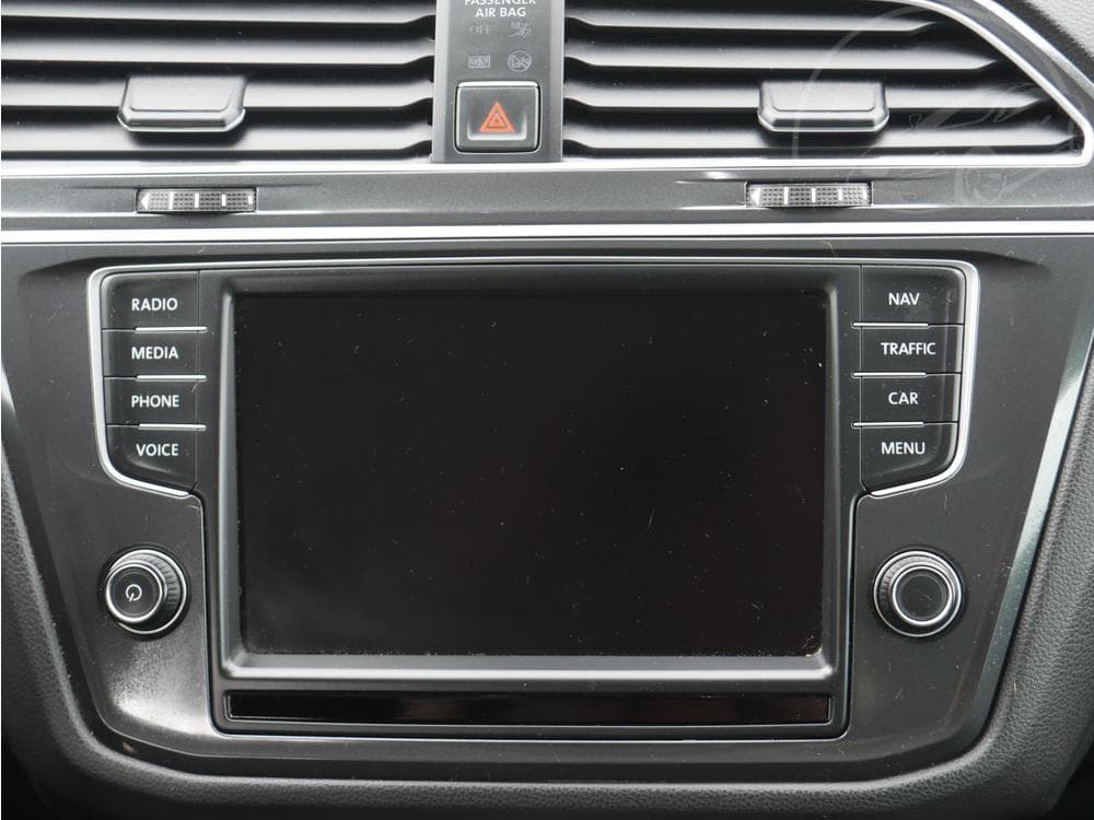 2017 Volkswagen TIGUAN - 21