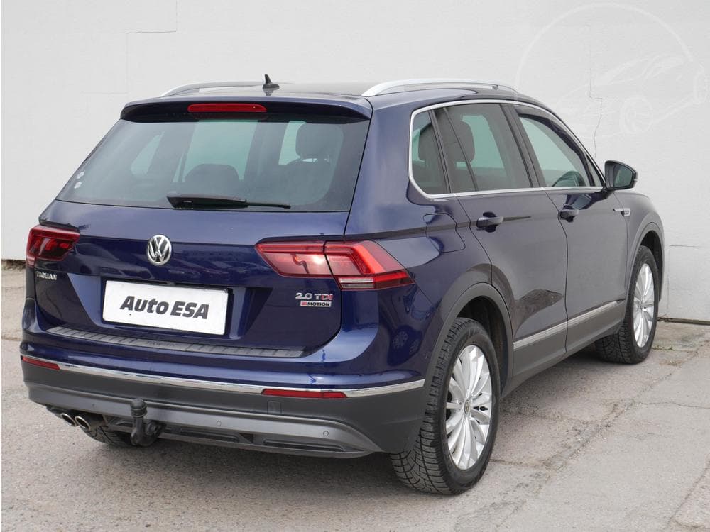 2017 Volkswagen TIGUAN - 11
