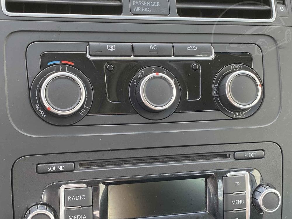 2011 Volkswagen TOURAN - 13