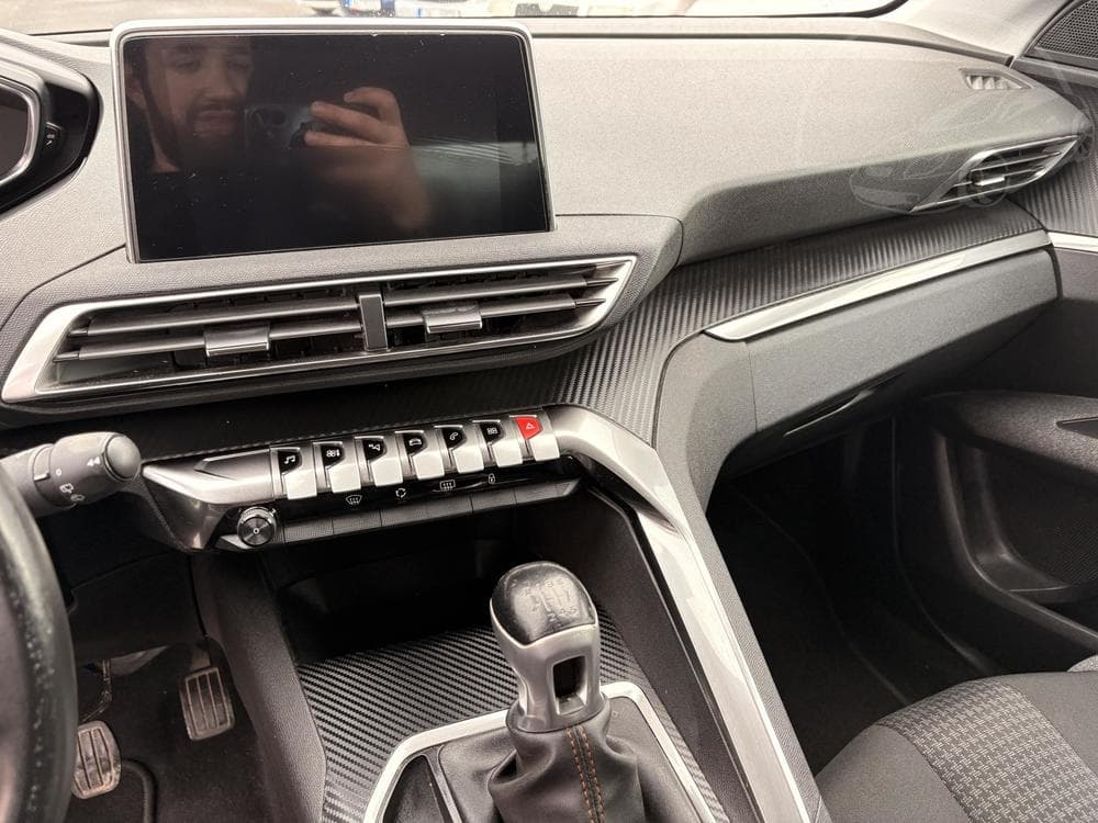 2019 Peugeot 3008 - 27