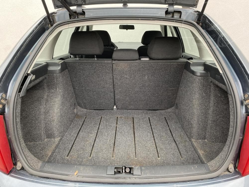 2005 Škoda FABIA - 13