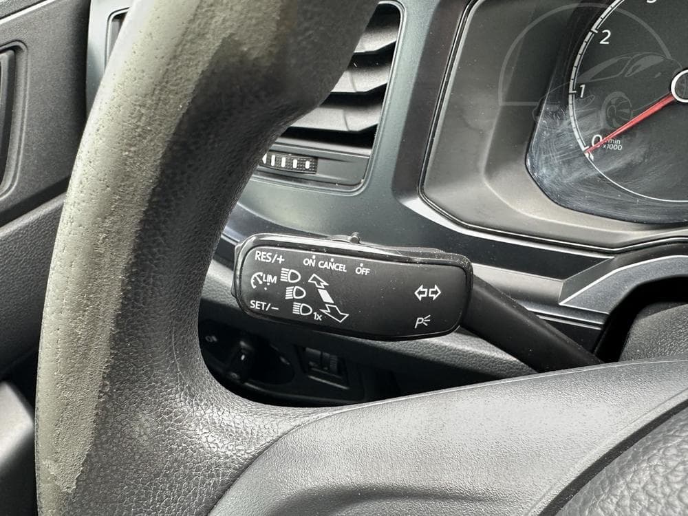 2018 Volkswagen POLO - 11