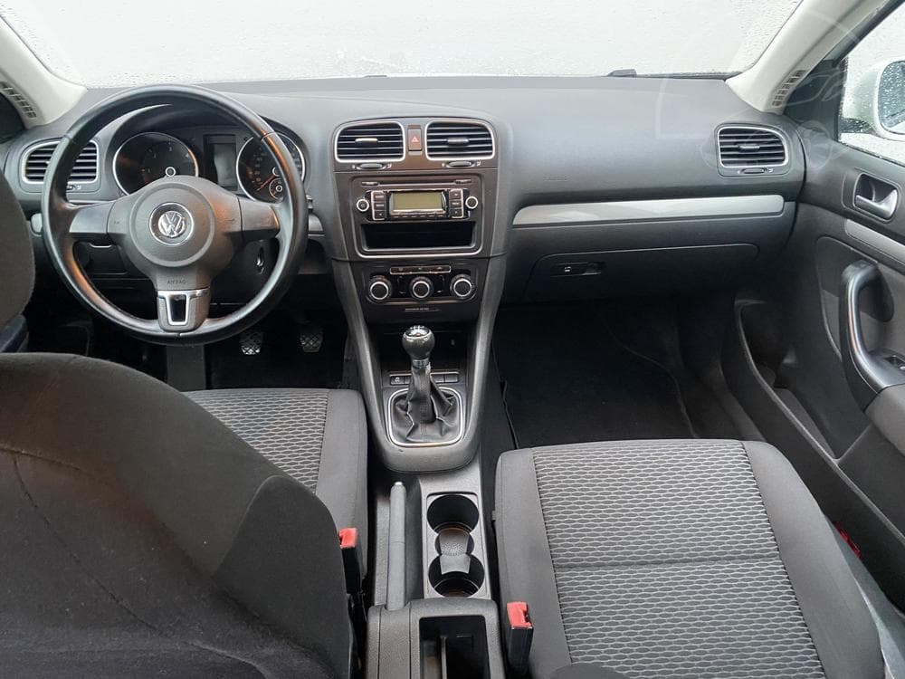 2010 Volkswagen GOLF - 8