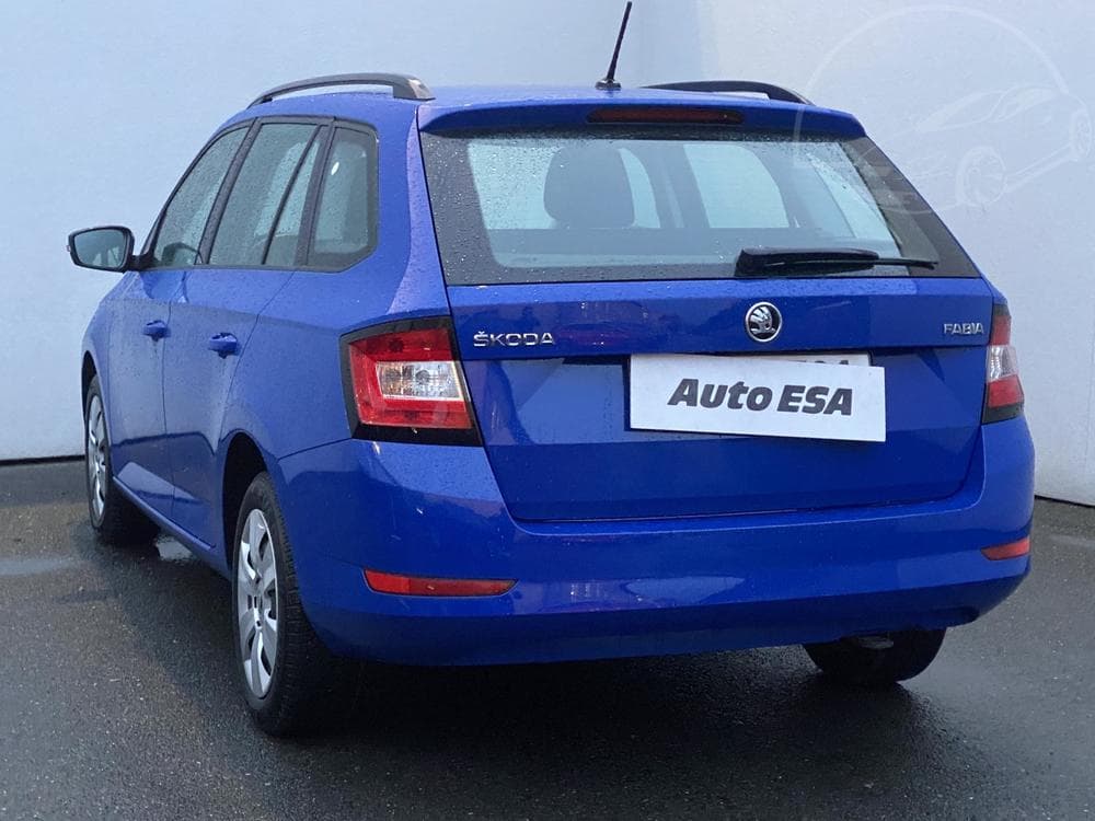2019 Škoda FABIA - 26