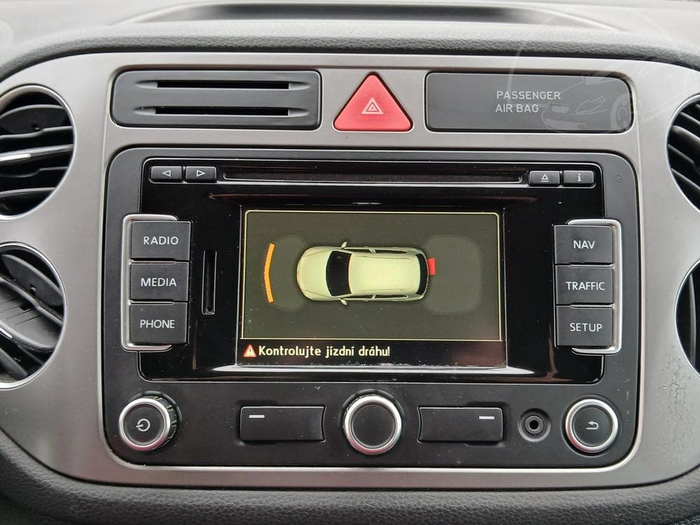 2010 Volkswagen TIGUAN - 14
