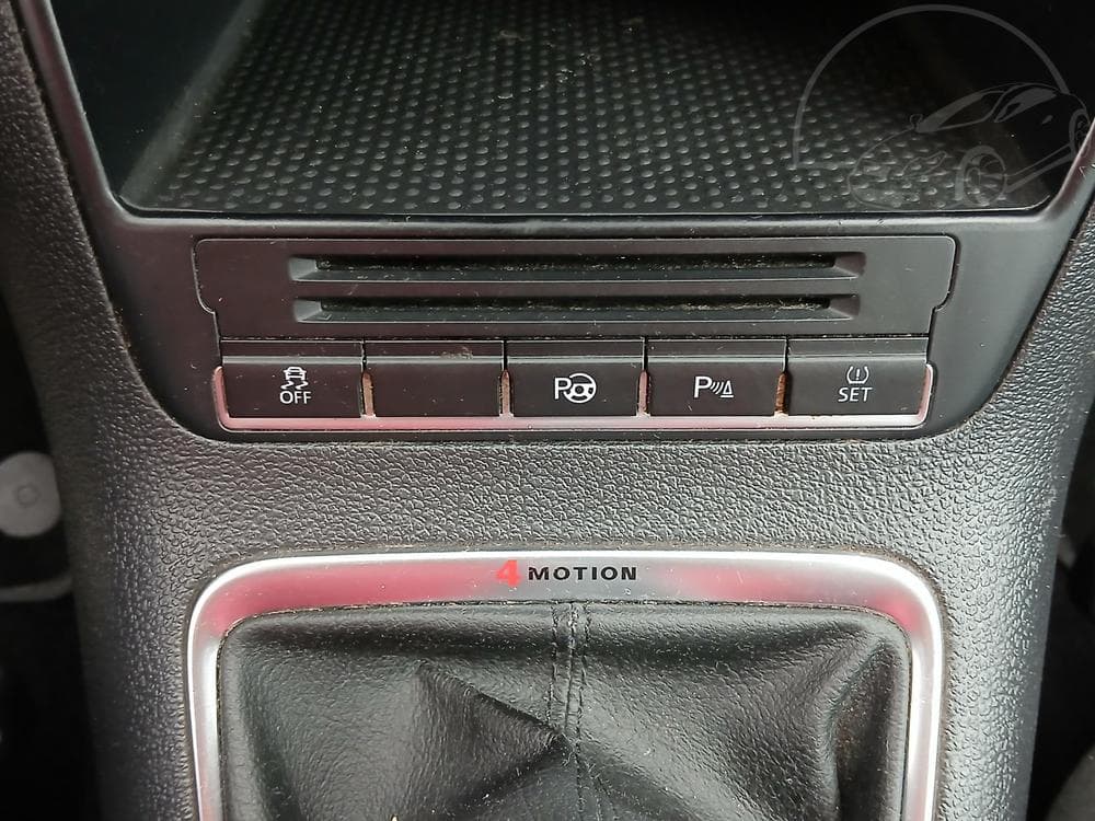 2010 Volkswagen TIGUAN - 16