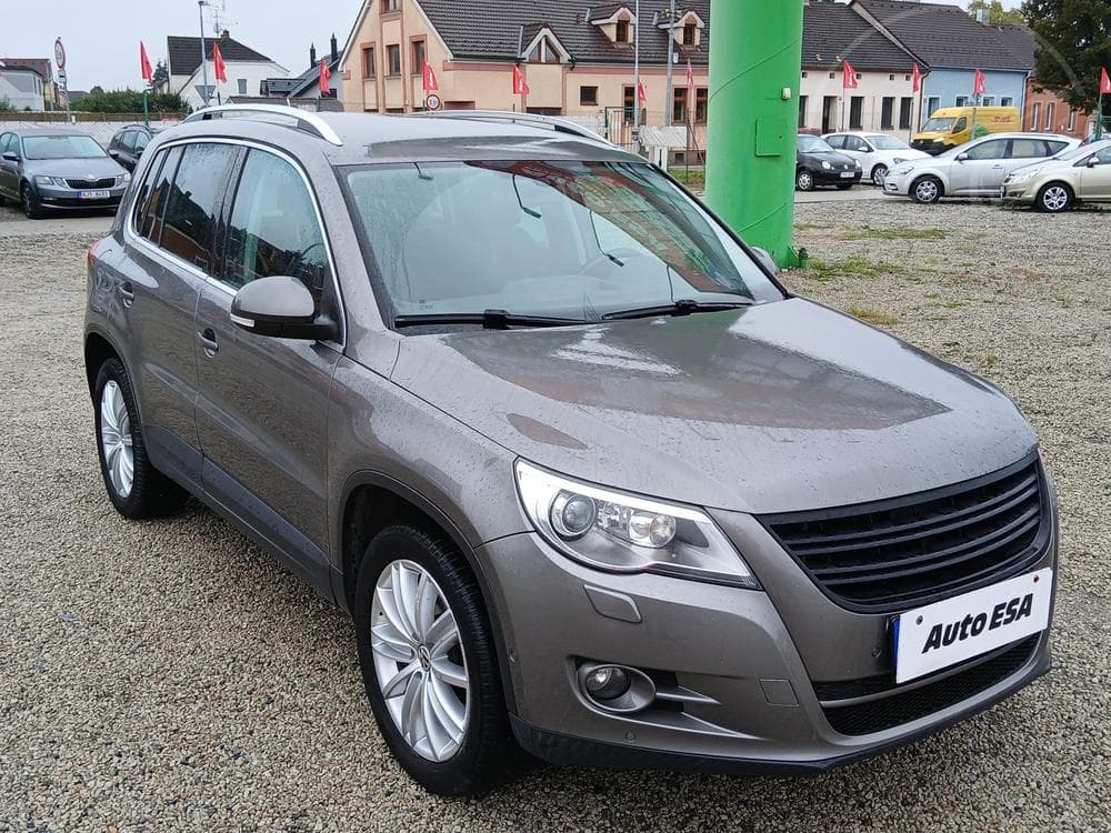 2010 Volkswagen TIGUAN