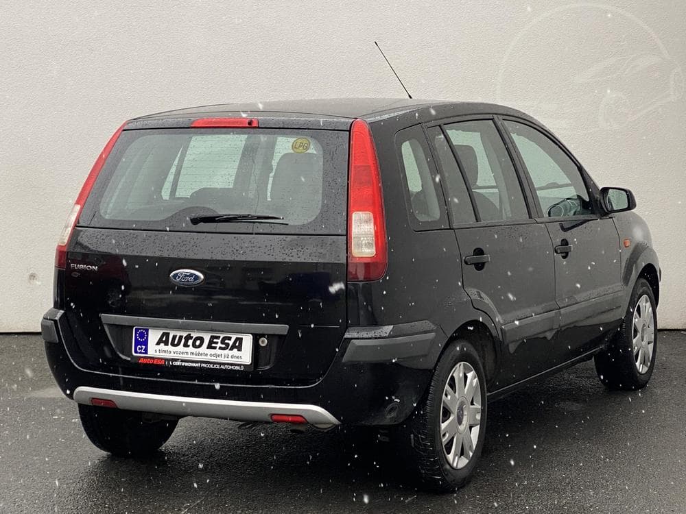 2007 Ford Fusion - 7