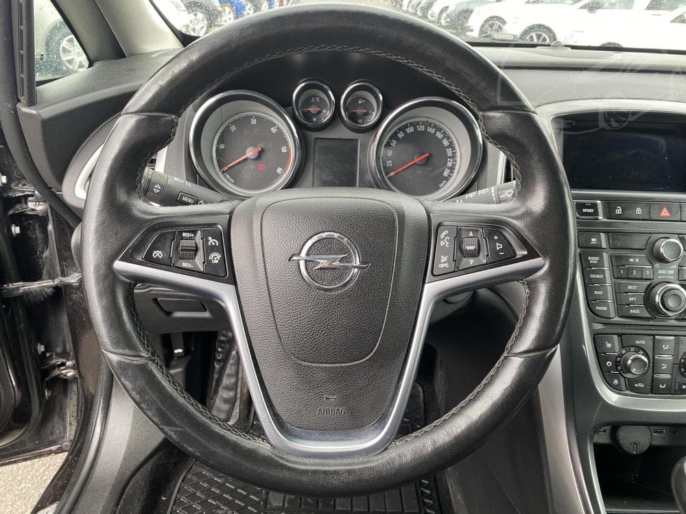 2012 Opel ASTRA - 21
