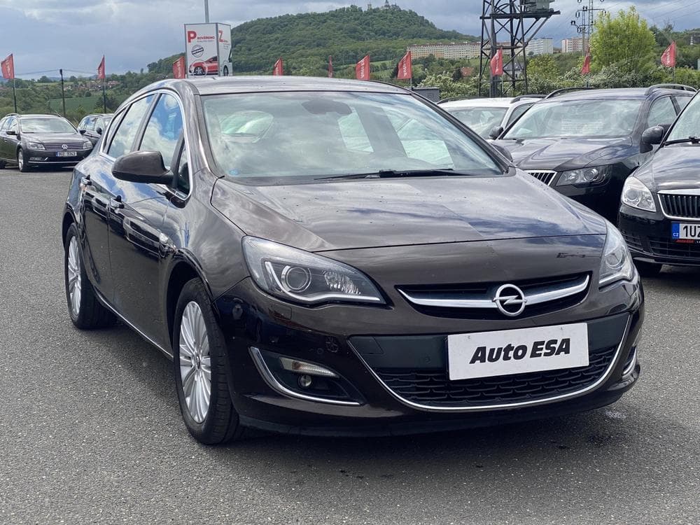 2012 Opel ASTRA