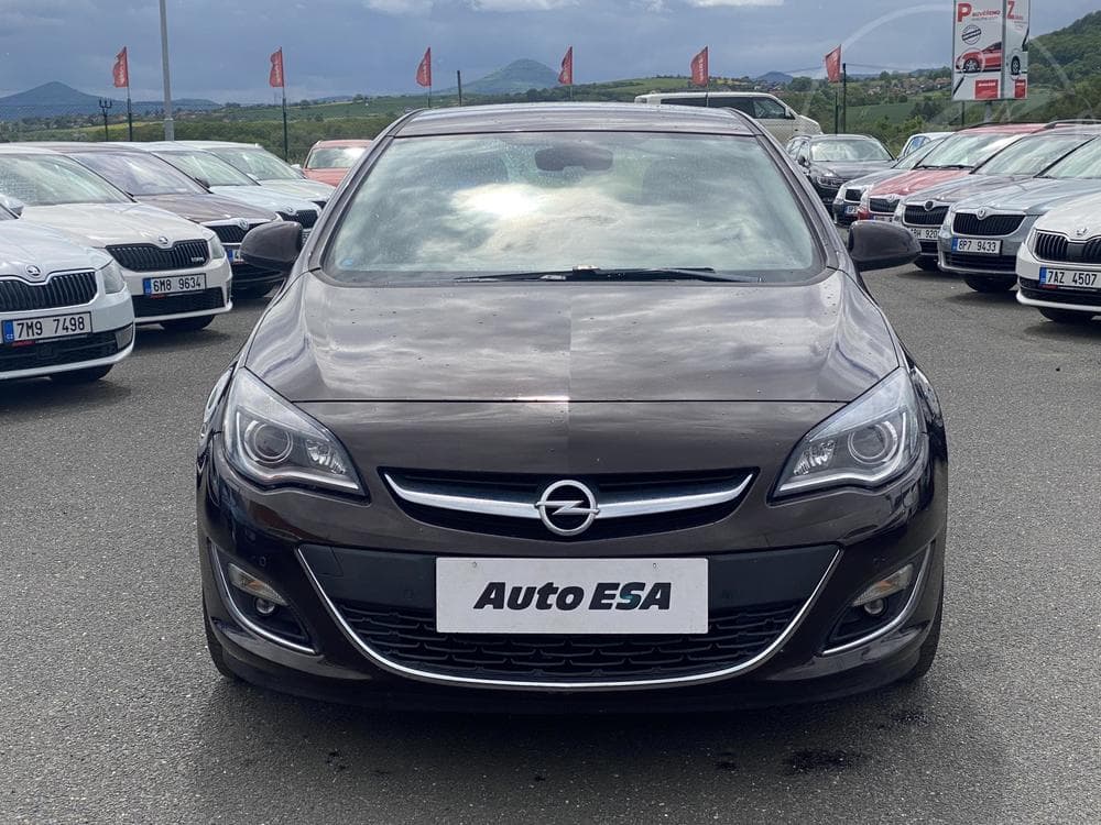 2012 Opel ASTRA - 3
