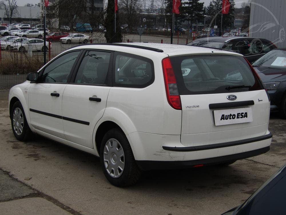 2005 Ford FOCUS - 6