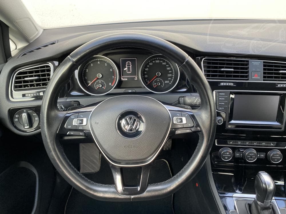 2013 Volkswagen GOLF - 51