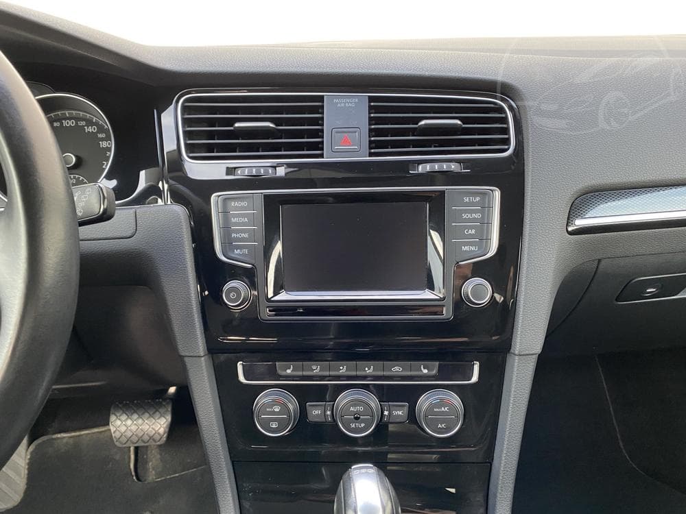 2013 Volkswagen GOLF - 56