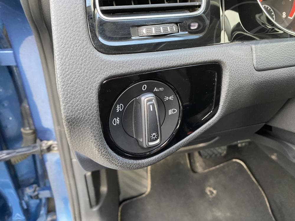 2013 Volkswagen GOLF - 71