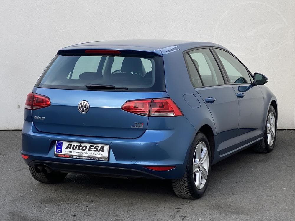 2013 Volkswagen GOLF - 16
