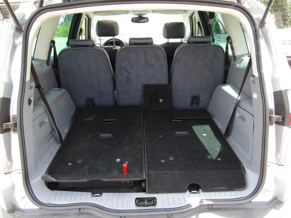 2006 Ford S-MAX - 7