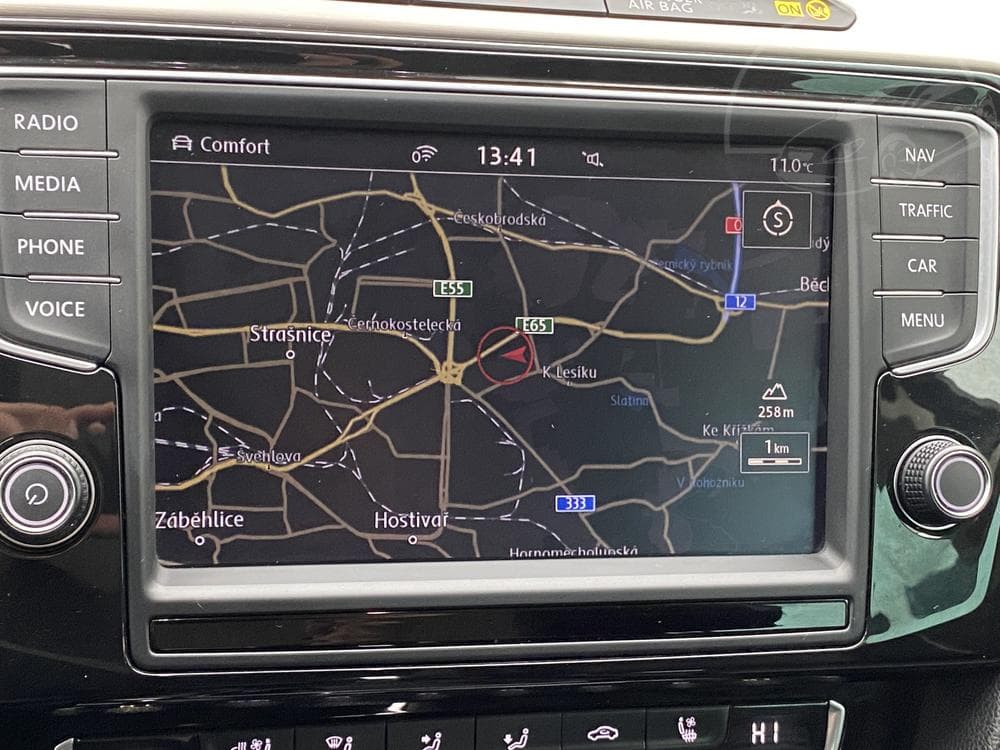 2016 Volkswagen PASSAT - 55