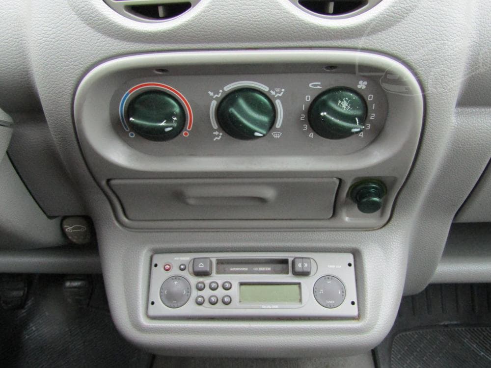 2001 Renault TWINGO - 13