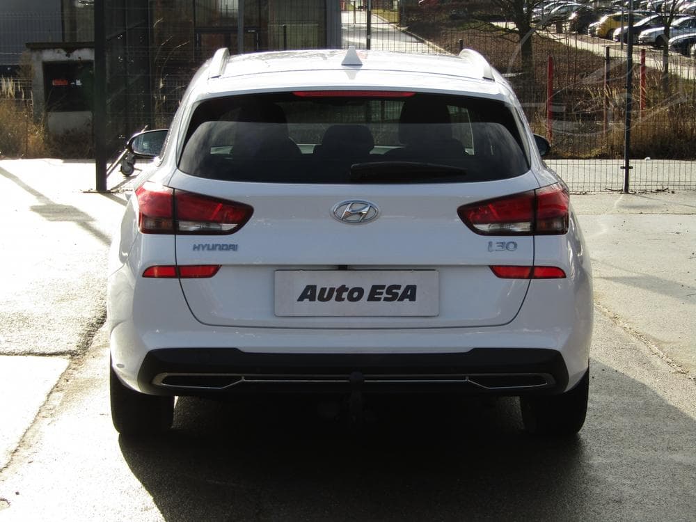 2020 Hyundai i30 - 21