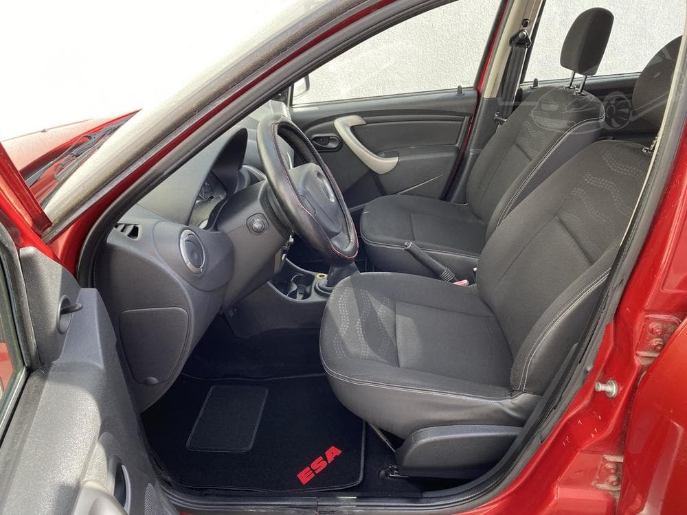 2010 Dacia SANDERO - 9