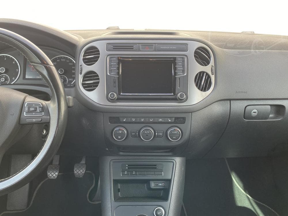 2015 Volkswagen TIGUAN - 34