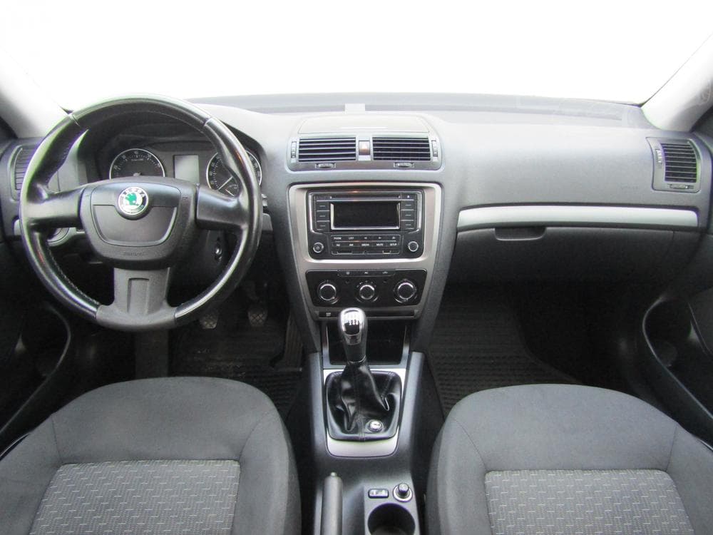 2010 Škoda OCTAVIA - 8