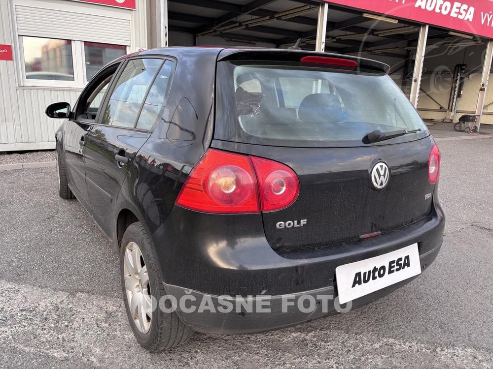 2005 Volkswagen GOLF - 2