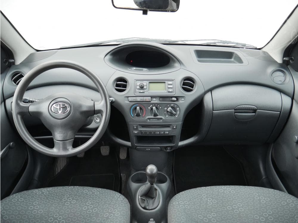 2006 Toyota YARIS - 8