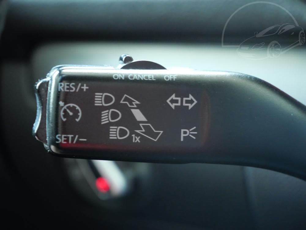 2011 Volkswagen GOLF - 15