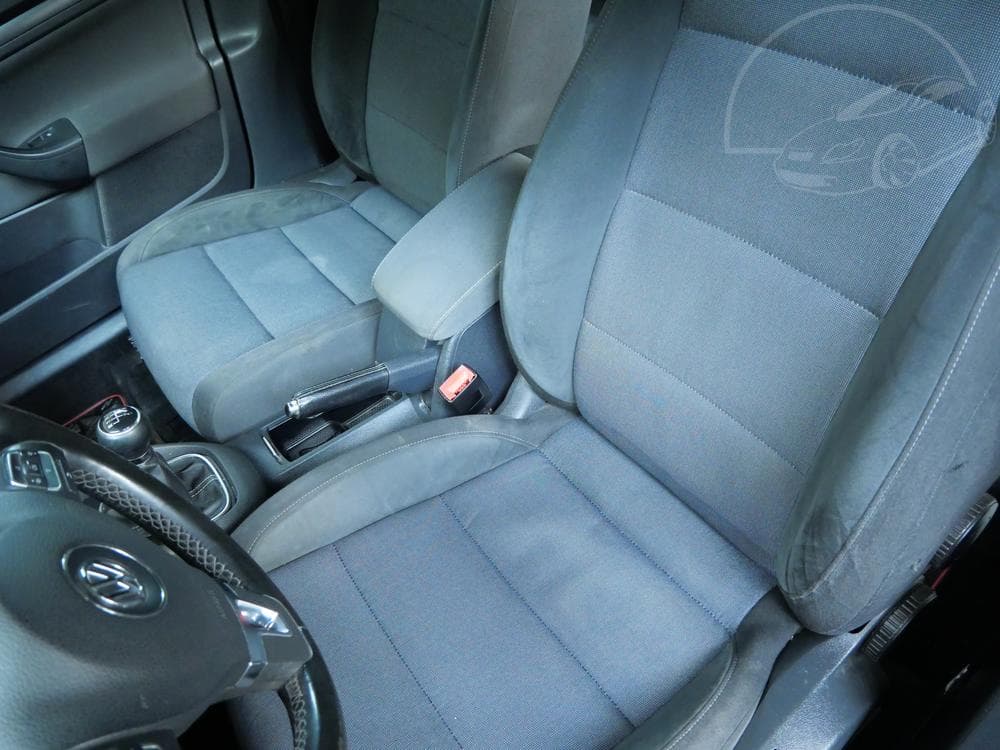 2011 Volkswagen GOLF - 9