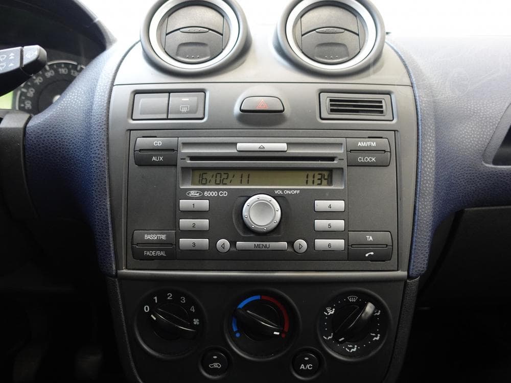 2007 Ford FIESTA - 13