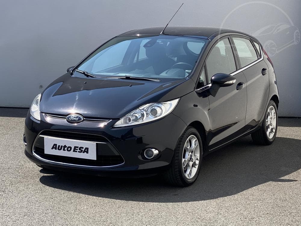 2011 Ford FIESTA - 3