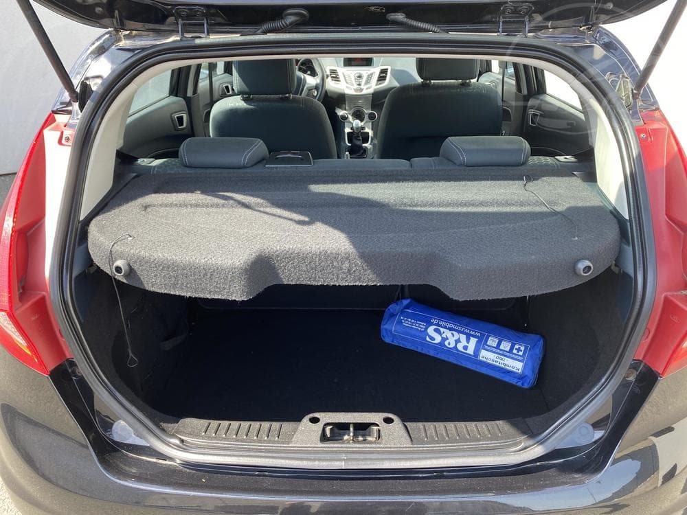 2011 Ford FIESTA - 7