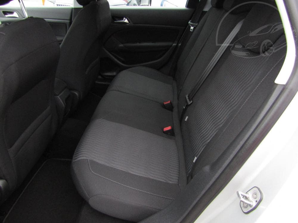 2014 Peugeot 308 - 10