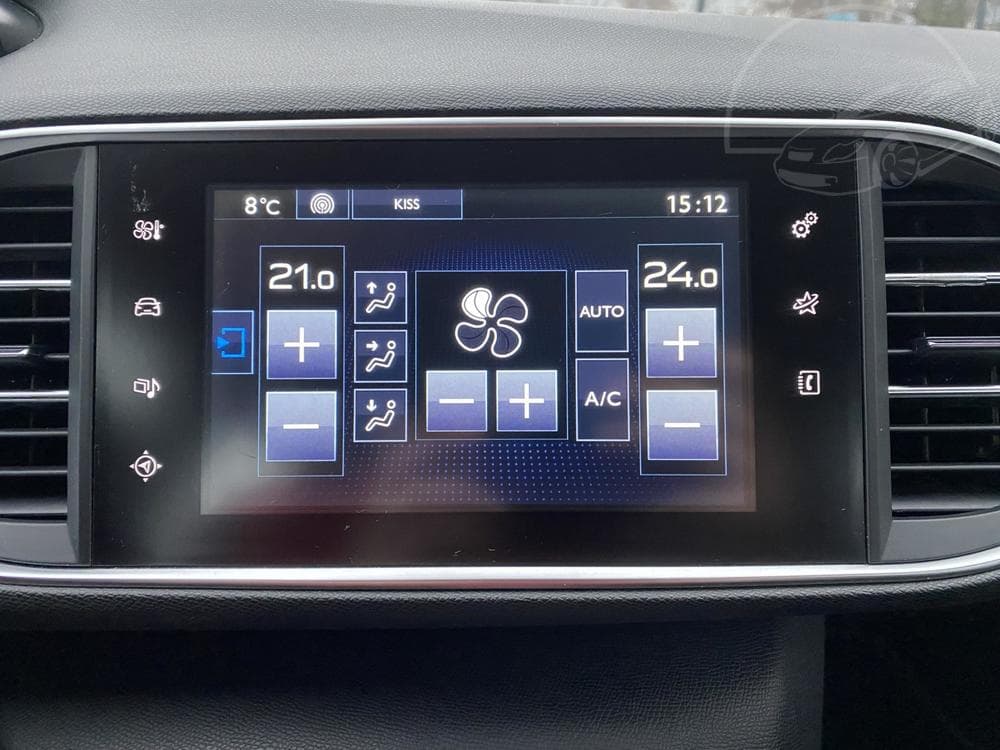 2014 Peugeot 308 - 17