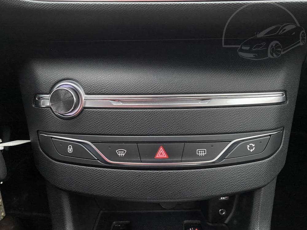 2014 Peugeot 308 - 18