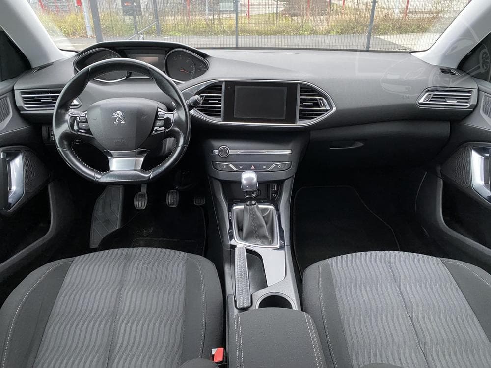 2014 Peugeot 308 - 8