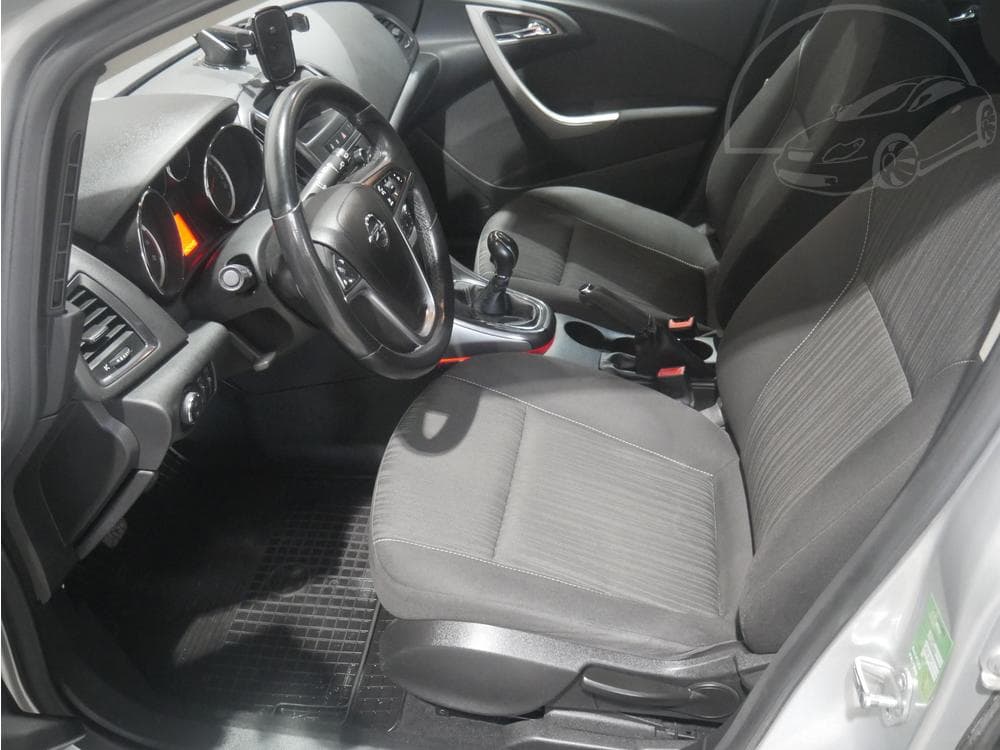 2011 Opel ASTRA - 9