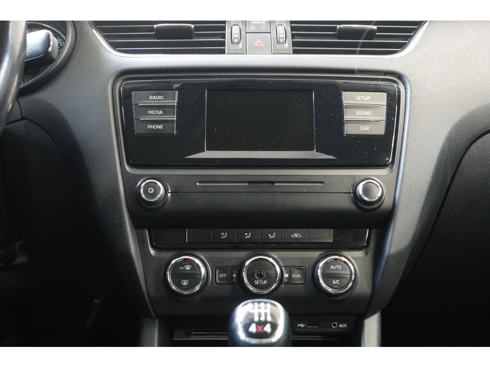 2014 Škoda OCTAVIA - 25