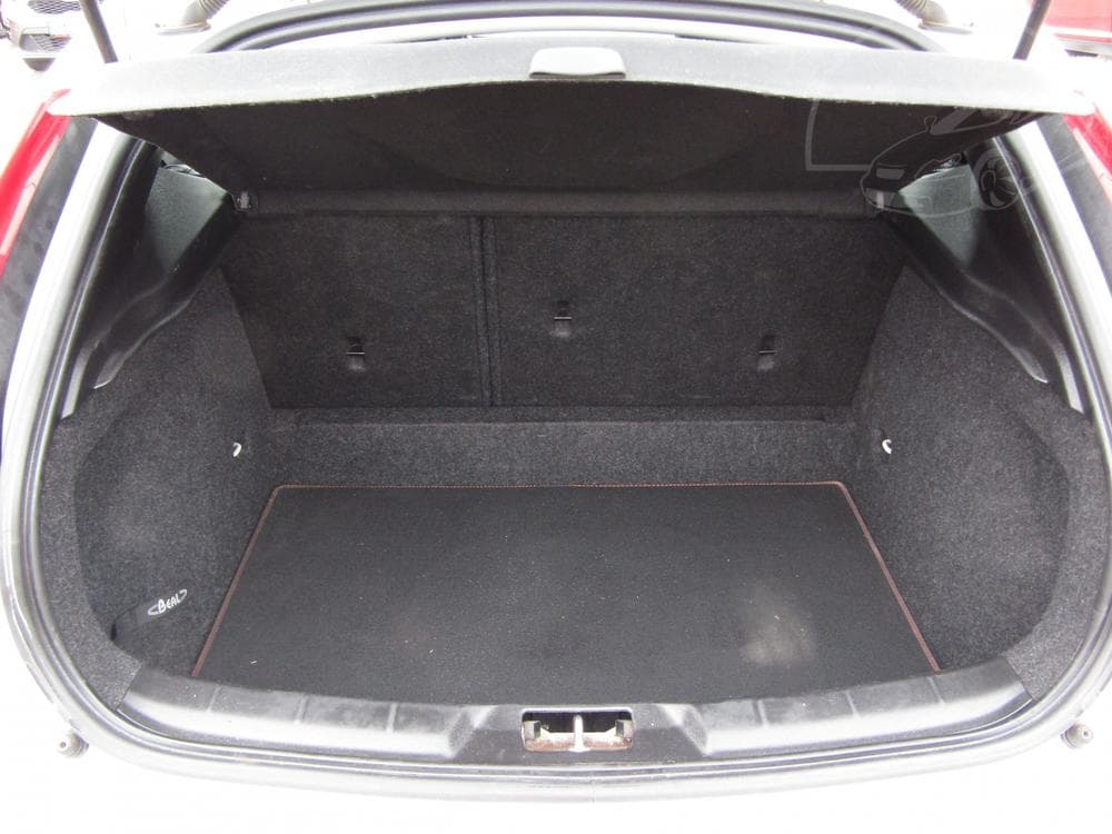 2015 Volvo V40 - 7