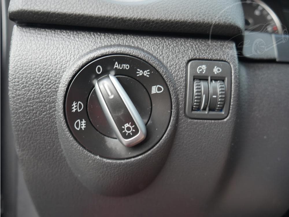 2012 Volkswagen TIGUAN - 27