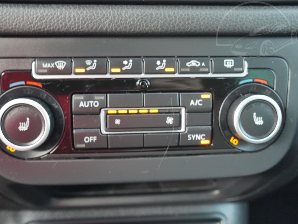 2012 Volkswagen TIGUAN - 39