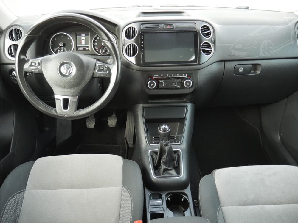 2012 Volkswagen TIGUAN - 15