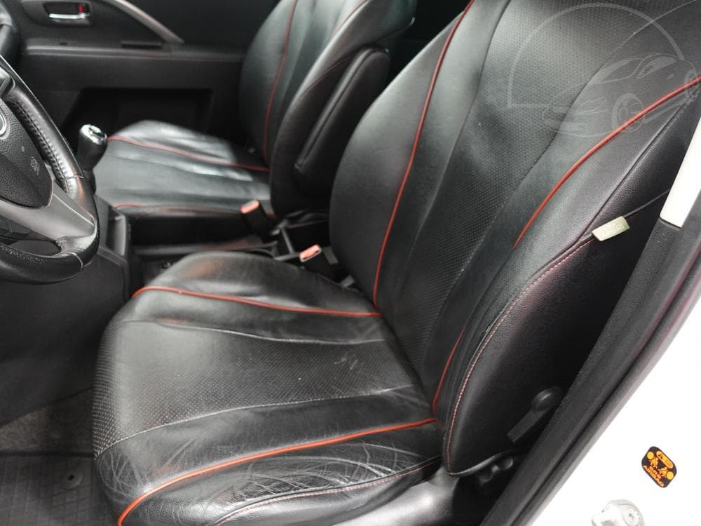 2011 Mazda 5 - 9