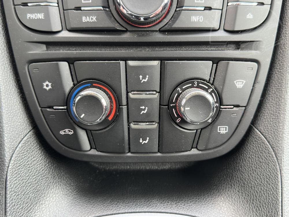 2016 Opel MERIVA - 14