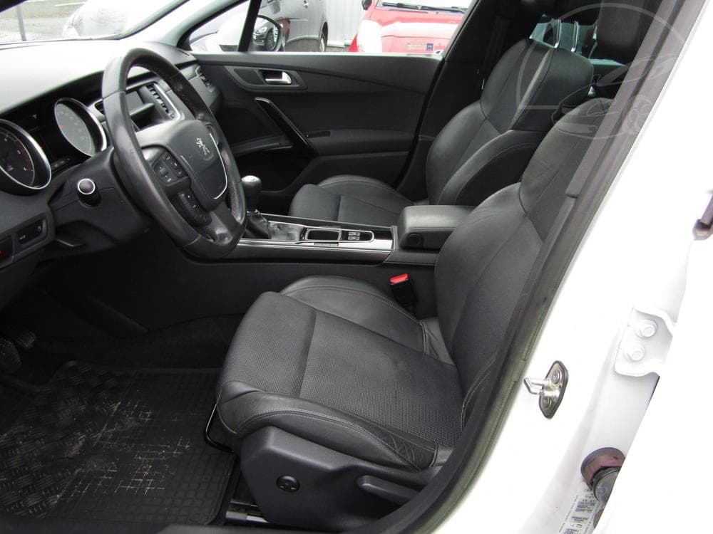 2011 Peugeot 508 - 9