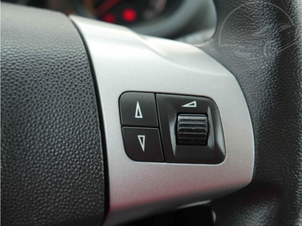2012 Opel CORSA - 14